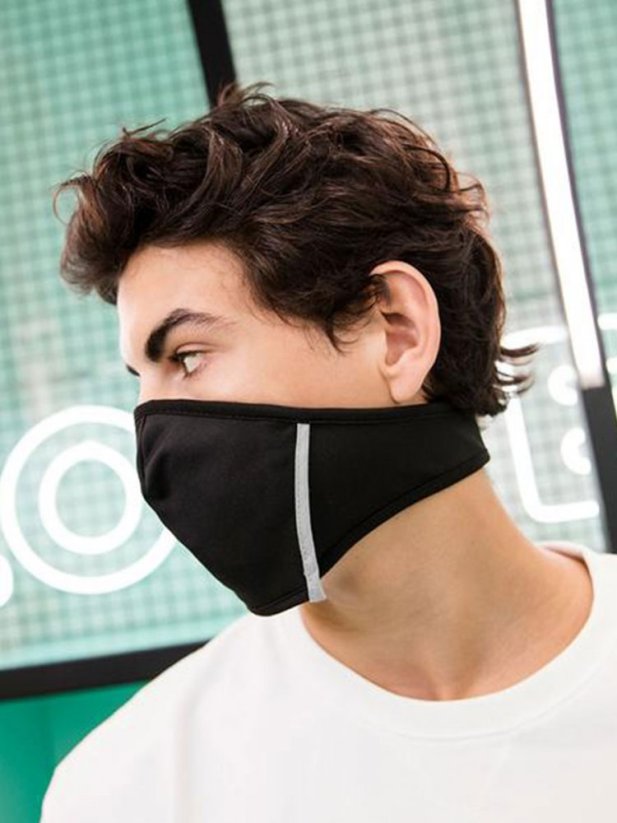 Closca Mask v2, stylová rouška s pouzdrem, černá - Closca